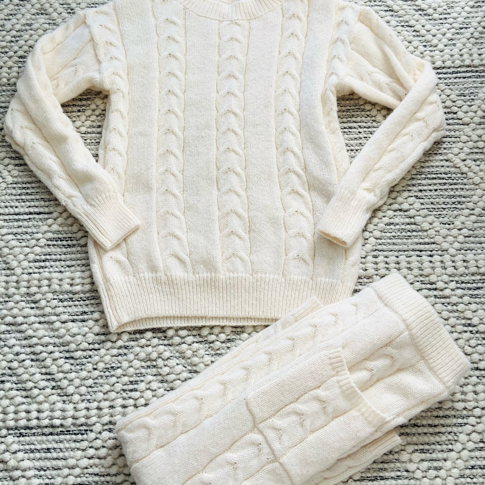 Chunky Cable Knit Long Skirt 2 Piece Outfit Sweater Sets - Picture 4 of 10